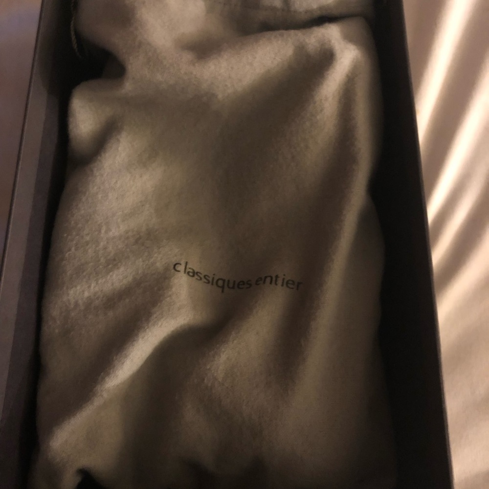 Pretty Black Pumps - image 3